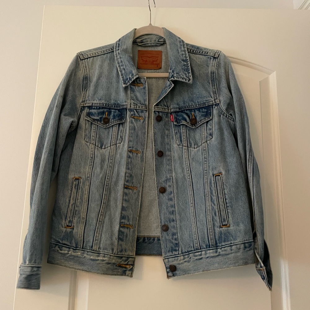 Levi Jean jacket lightly worn